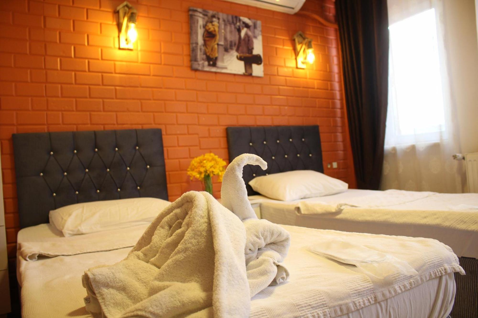 Taksim Bricktown Suite อิสตันบูล ภายนอก รูปภาพ