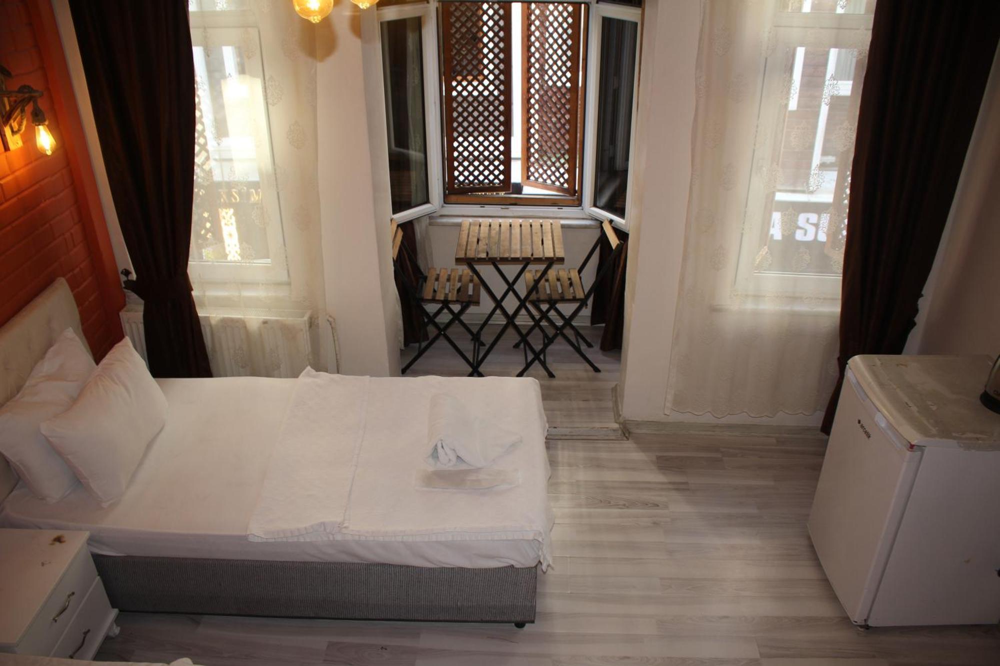 Taksim Bricktown Suite อิสตันบูล ภายนอก รูปภาพ